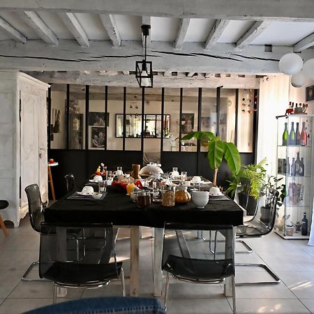 Bed and Breakfast Les Nympheas 52 Orges Exterior foto